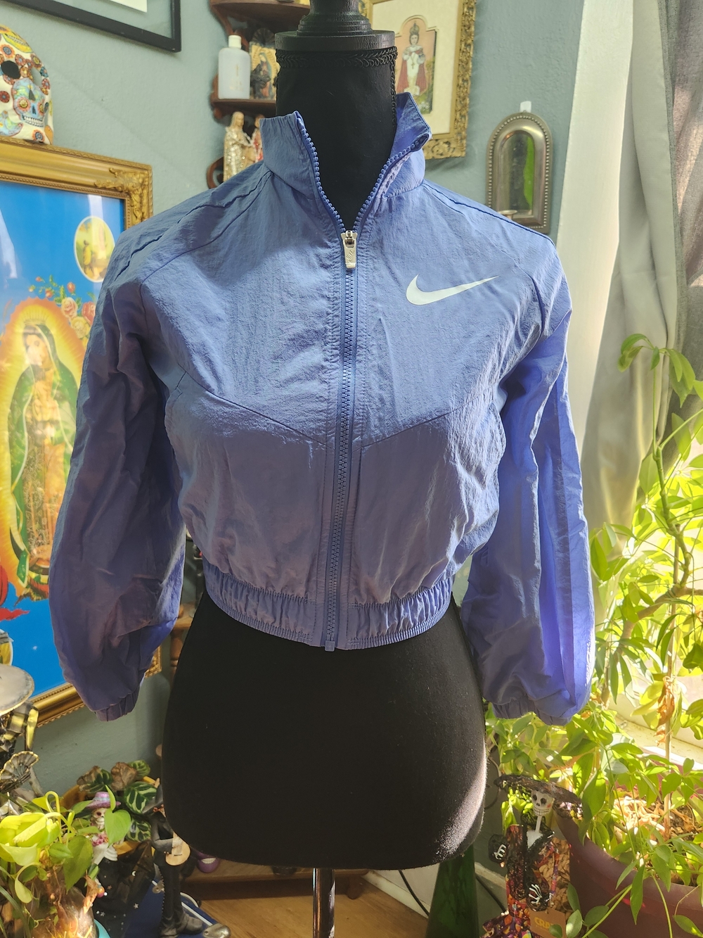 Nike Women’s Cropped Windbreaker Jacket - Lavender Blue